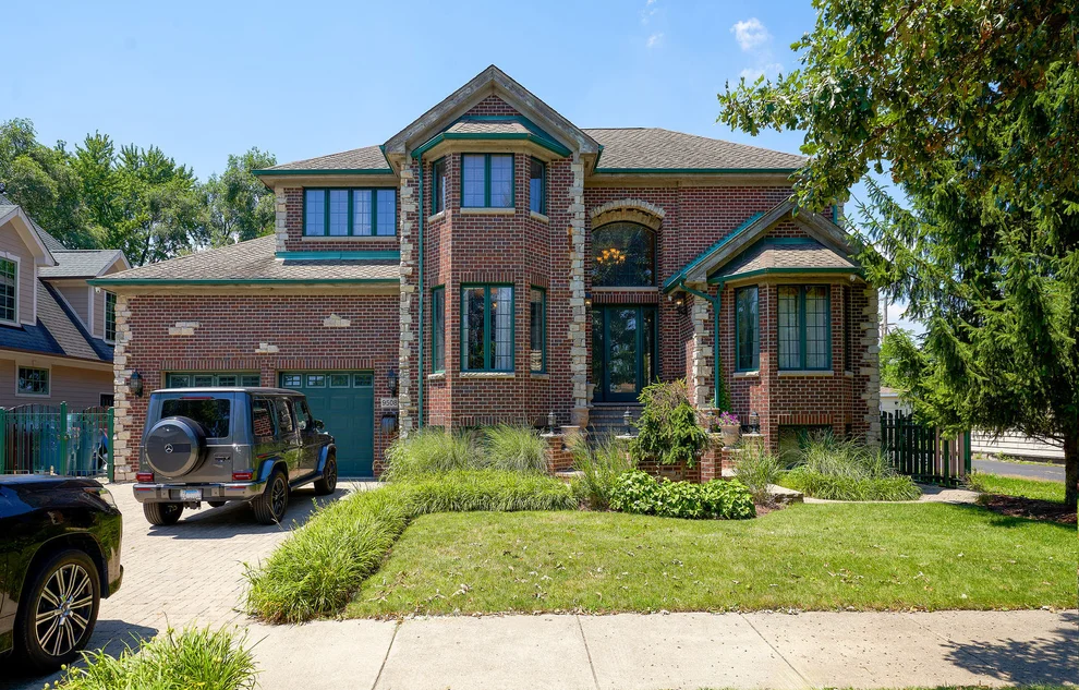 Unit for sale at 9508 Natoma Avenue, Oak Lawn, IL 60453