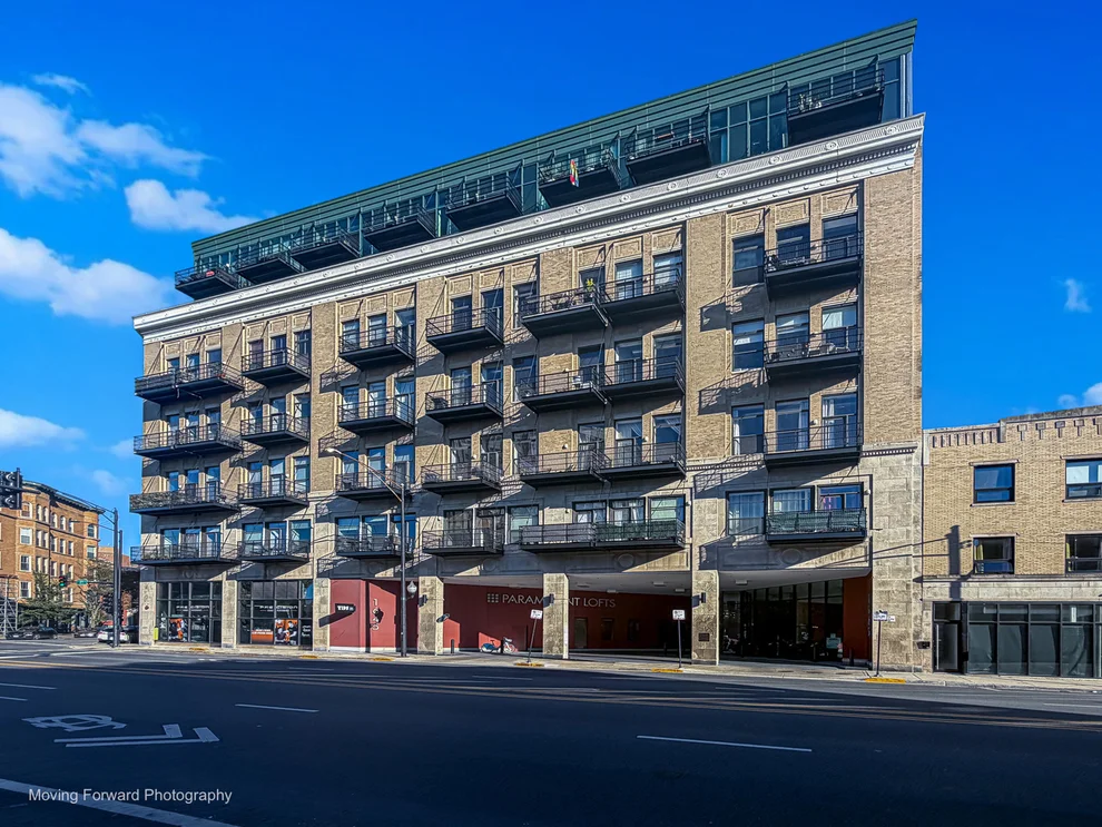 Unit for sale at 1645 W OGDEN Avenue, Chicago, IL 60612