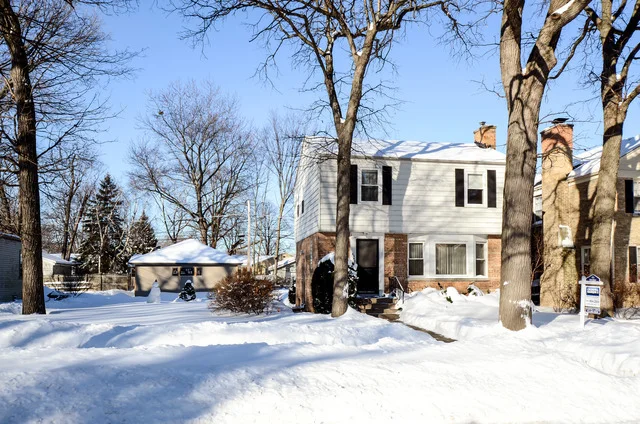 Unit for sale at 8240 Karlov Avenue, SKOKIE, IL 60076