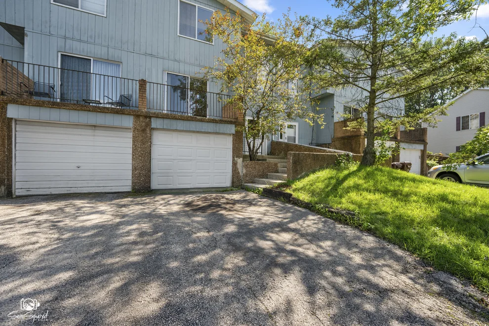 Unit for sale at 298 Sunset Trail, New Lenox, IL 60451