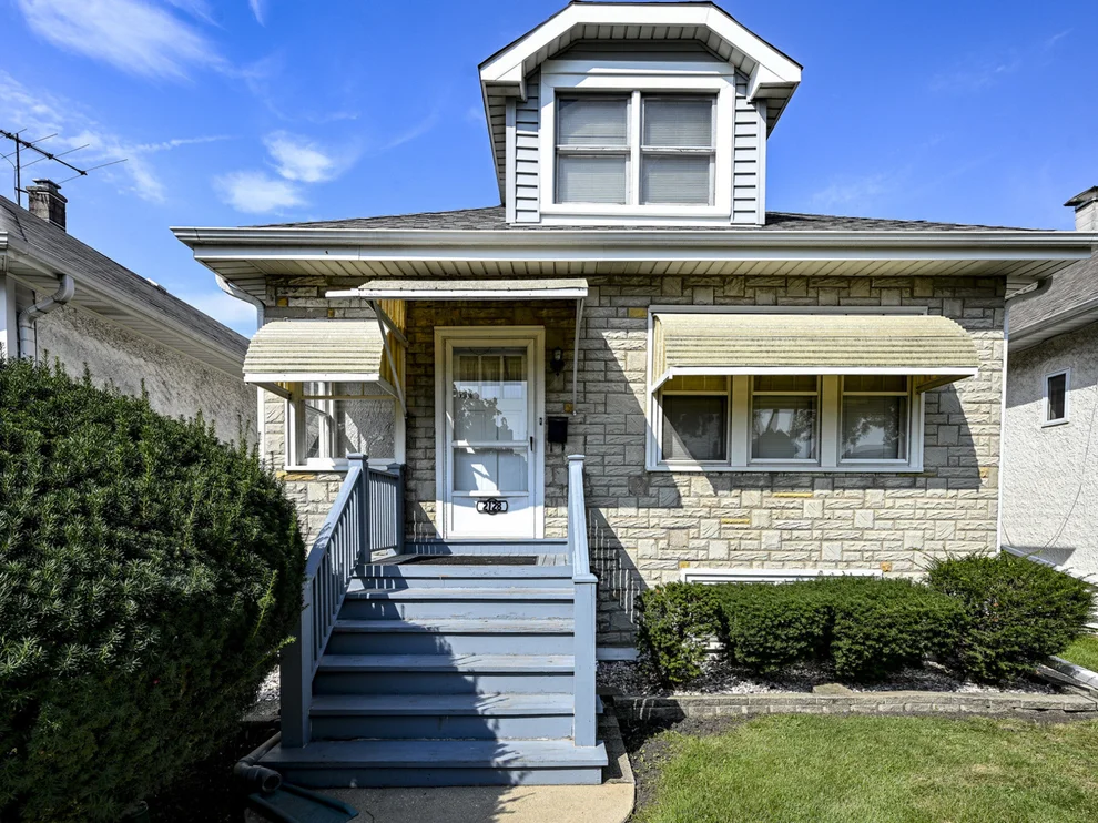 Unit for sale at 2128 N 72nd Court, Elmwood Park, IL 60707