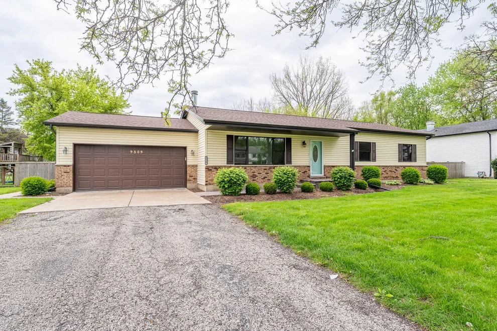Unit for sale at 9509 Ballard Road, Crystal Lake, IL 60014