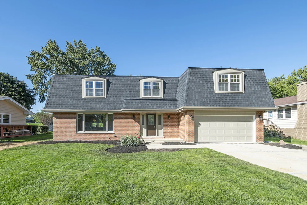 Unit for sale at 8S276 Adams Street, Darien, IL 60561