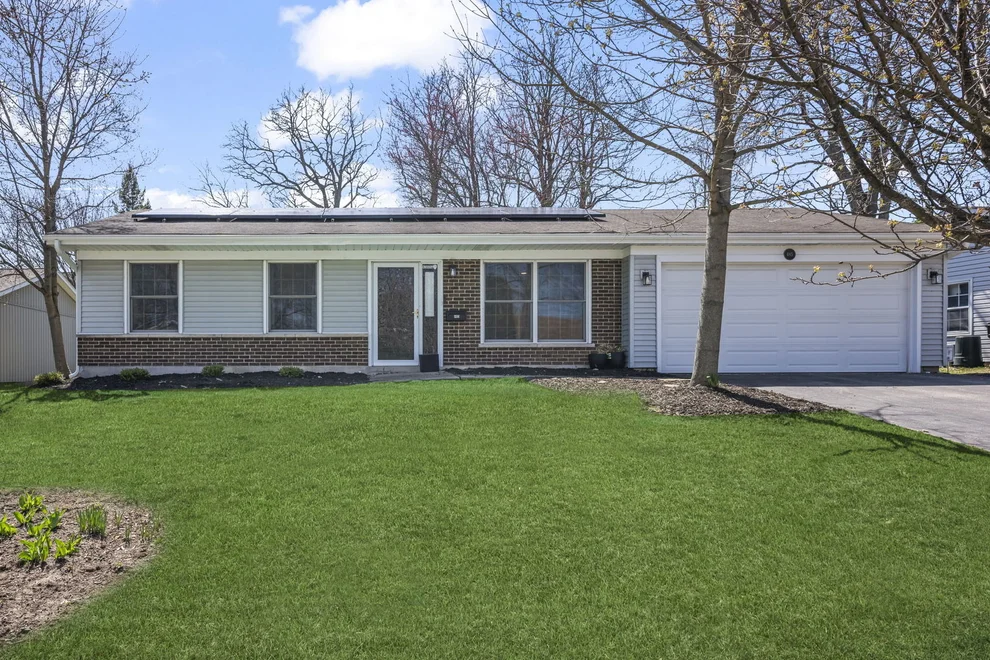 Unit for sale at 485 Andrew Lane, Lake Zurich, IL 60047
