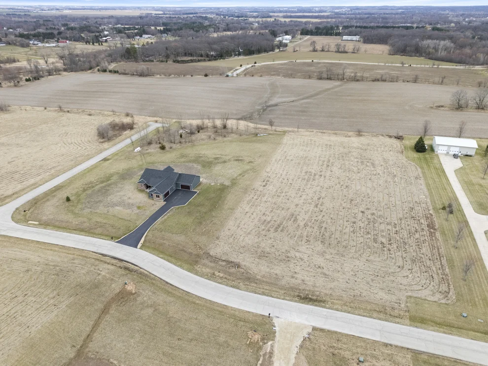 Unit for sale at 18303 Loretta Drive, Marengo, IL 60152