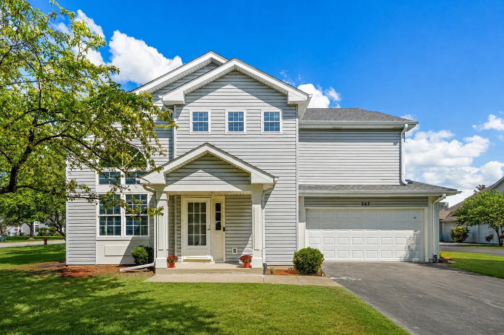 Unit for sale at 267 Abington Lane, North Aurora, IL 60542