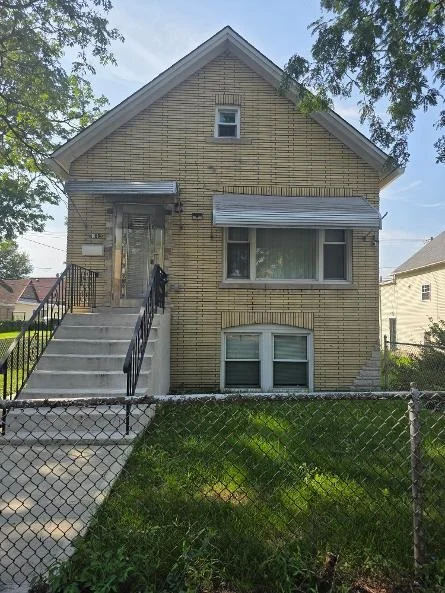 Unit for sale at 1643 W 35th Street, Chicago, IL 60609