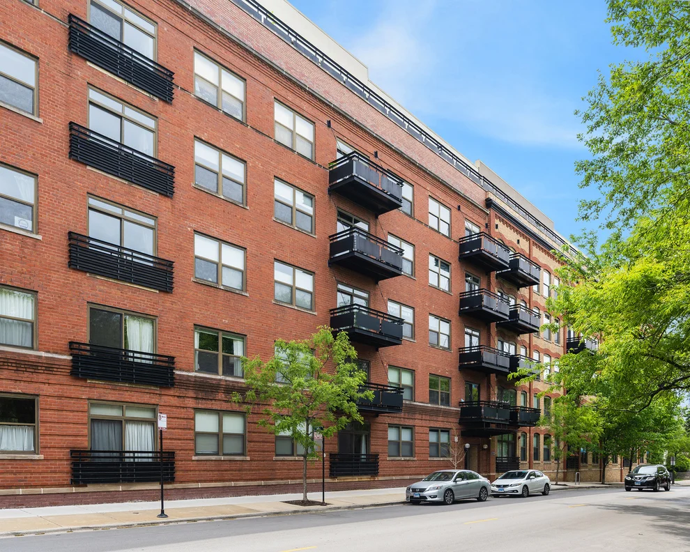Unit for sale at 1735 W Diversey Parkway, Chicago, IL 60614