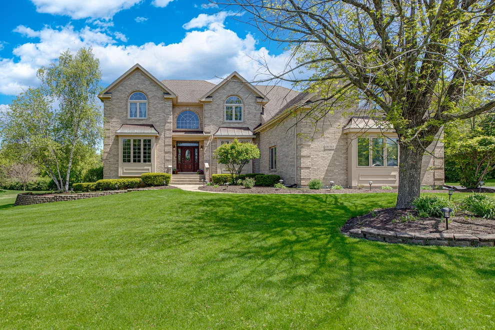 Unit for sale at 4N365 Saint Andrews Trace Lane, West Chicago, IL 60185