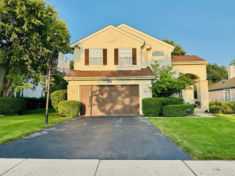 Unit for sale at 2351 Apple Hill Lane, Buffalo Grove, IL 60089