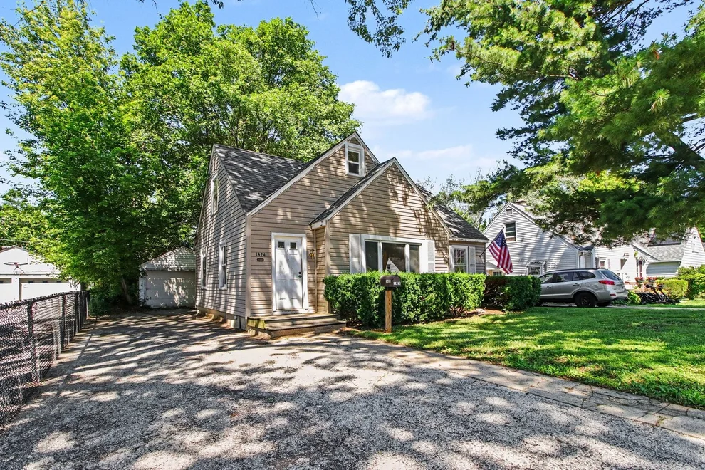 Unit for sale at 1424 Pine Grove Avenue, Round Lake Beach, IL 60073