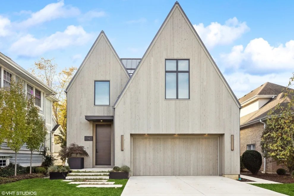 Unit for sale at 186 E SOUTH Street, Elmhurst, IL 60126