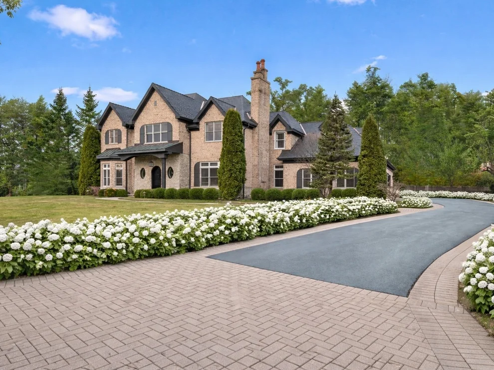 Unit for sale at 950 Gage Lane, Lake Forest, IL 60045