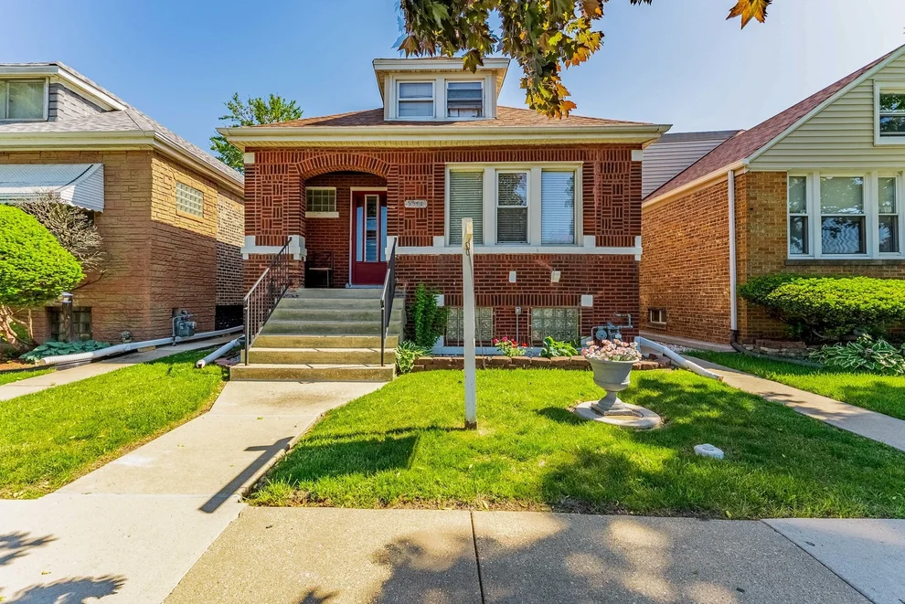 Unit for sale at 5511 W 31st Street, Cicero, IL 60804
