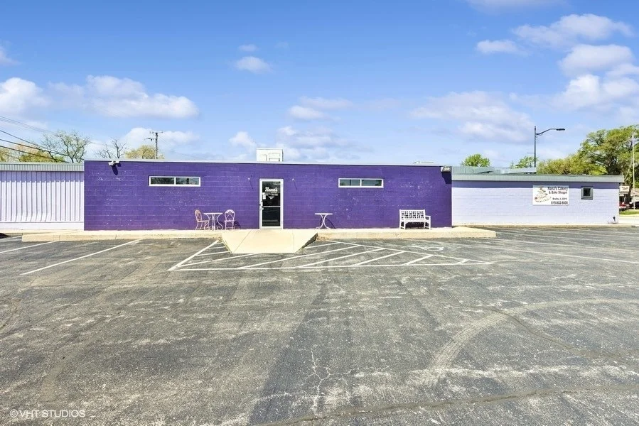 Unit for sale at 800 W Broadway Street, Bradley, IL 60915