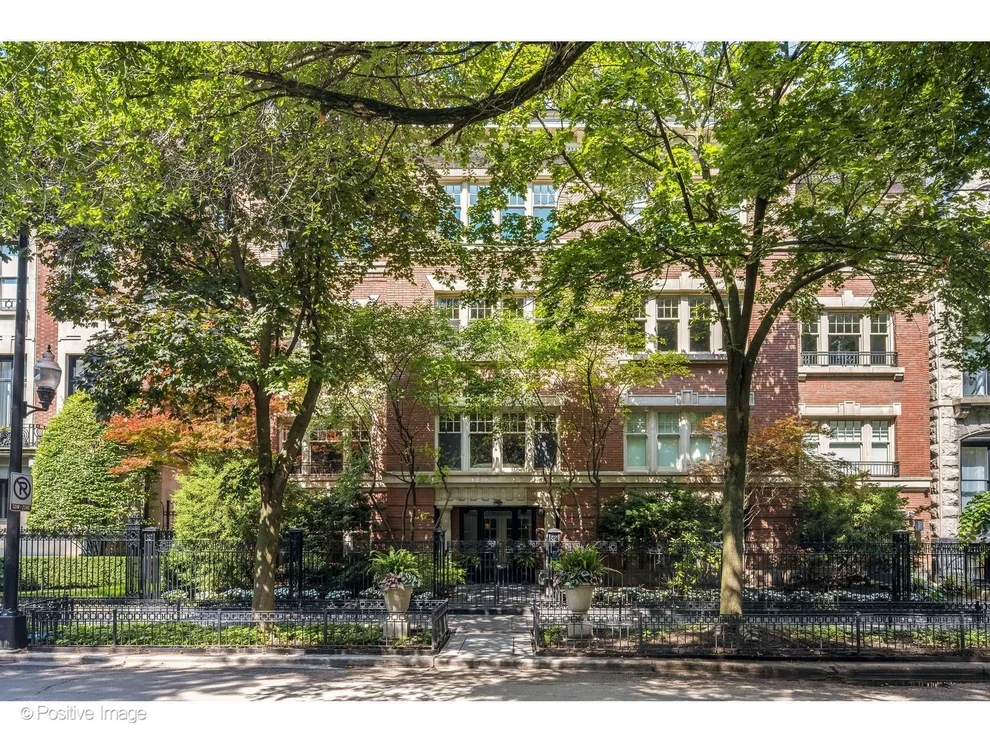 Unit for sale at 1350 N State Parkway, Chicago, IL 60610