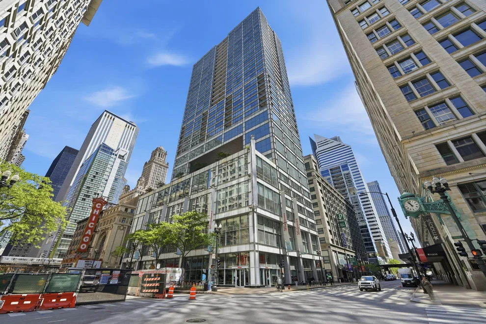 Unit for sale at 8 E Randolph Street, Chicago, IL 60601