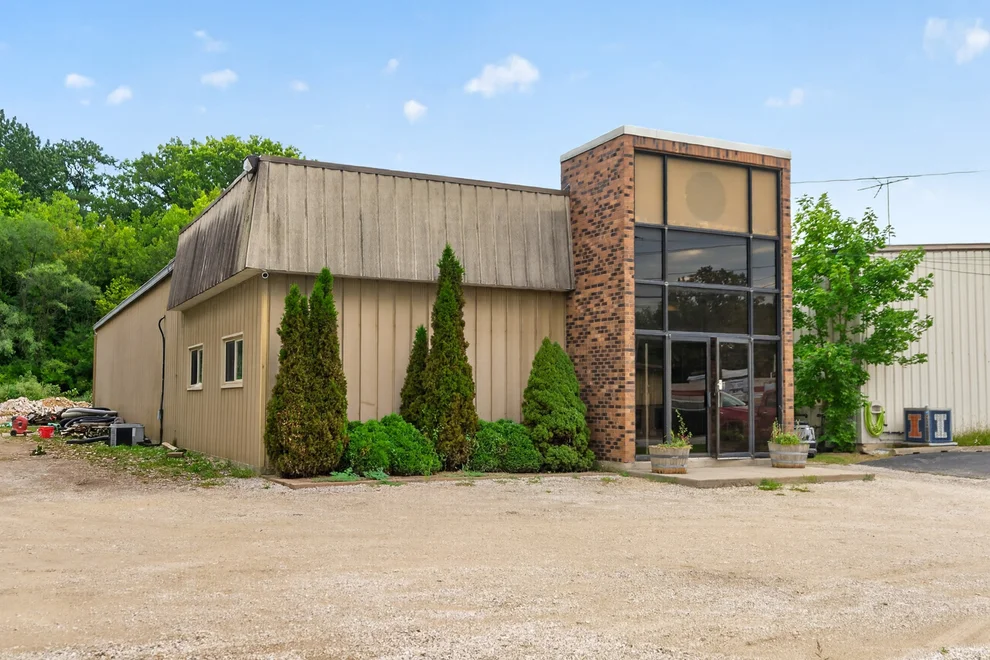 Unit for sale at 520 S River Street, Batavia, IL 60510