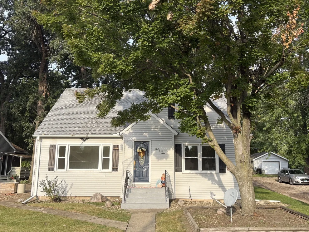 Unit for sale at 1249 Creve Coeur Street, Lasalle, IL 61301