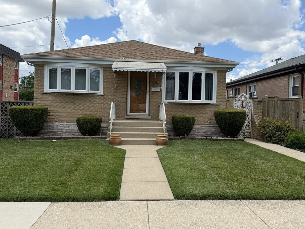 Unit for sale at 3208 N Hawthorne Street, Franklin Park, IL 60131