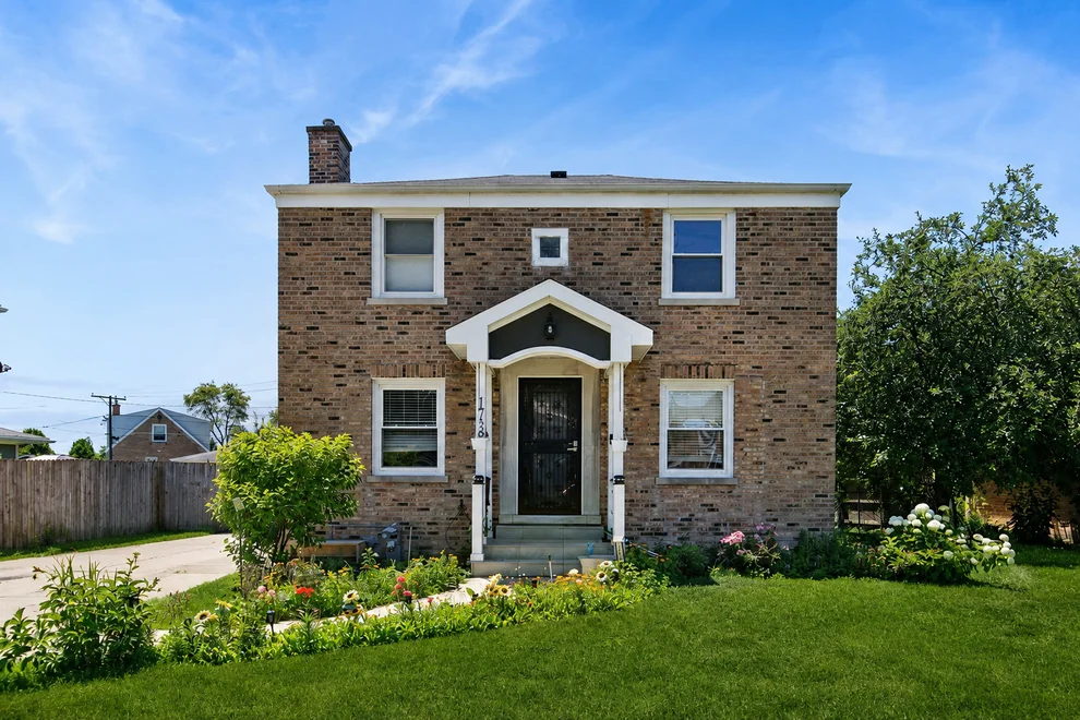 Unit for sale at 1738 Mannheim Road, Des Plaines, IL 60018