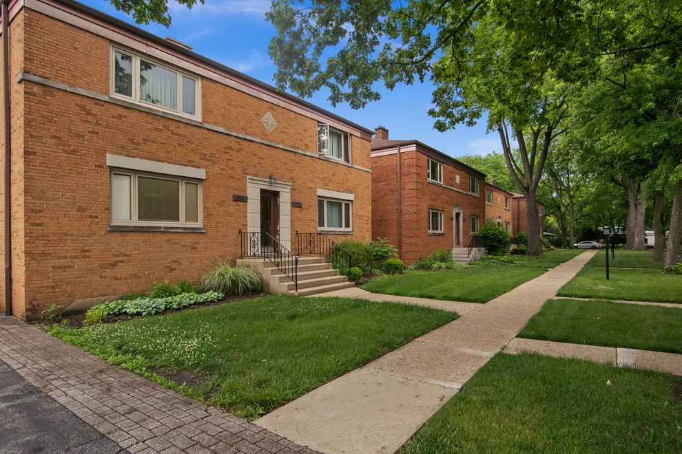Unit for sale at 8043 Lake Street, River Forest, IL 60305