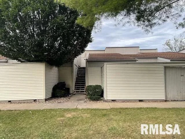 Unit for sale at 6831 N FROSTWOOD Parkway, Peoria, IL 61615