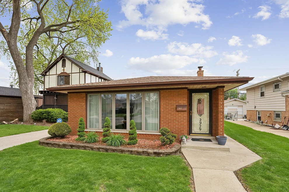 Unit for sale at 2929 W 102nd Place, Chicago, IL 60655