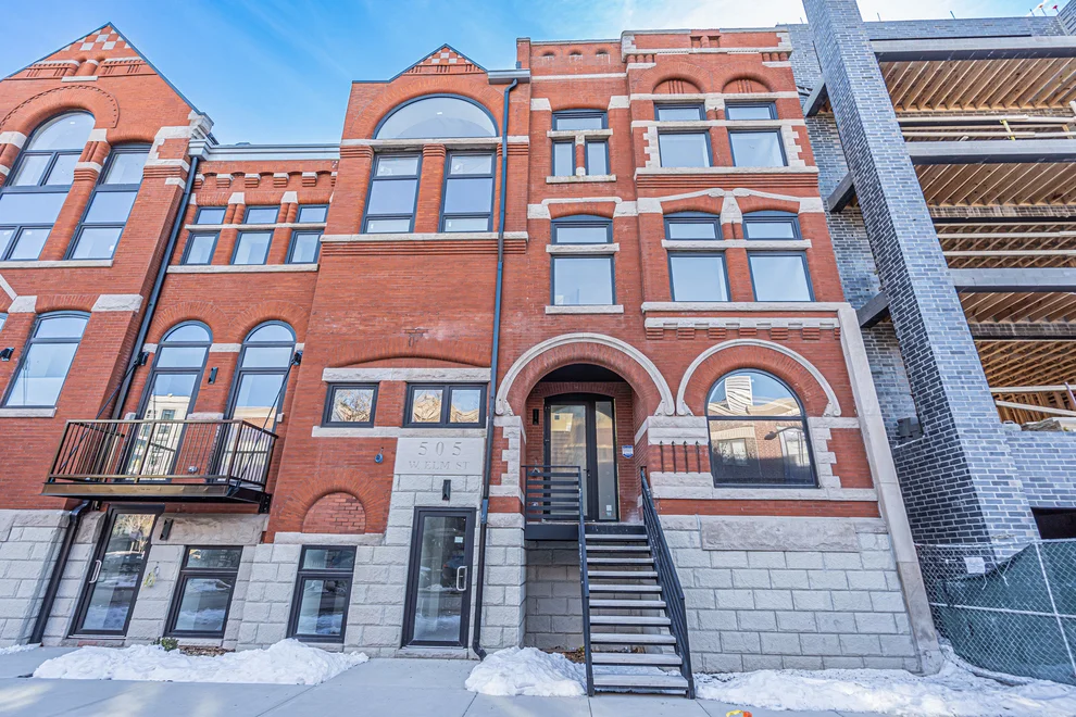 Unit for sale at 505 W Elm Avenue, Chicago, IL 60610