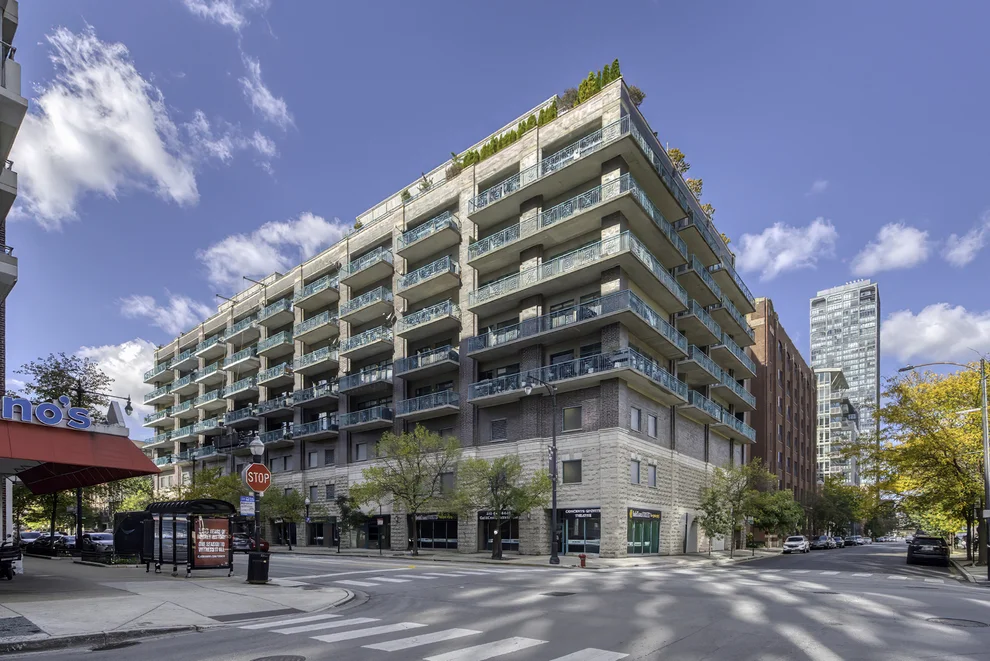 Unit for sale at 910 W Madison Street, Chicago, IL 60607