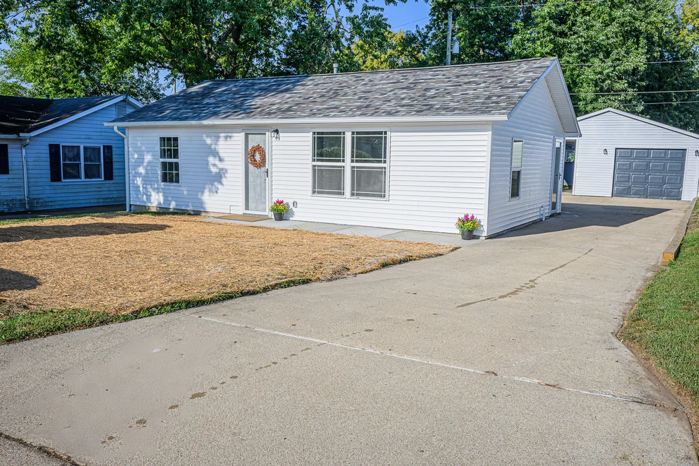 Unit for sale at 3019 Robert Street, Bloomington, IL 61704