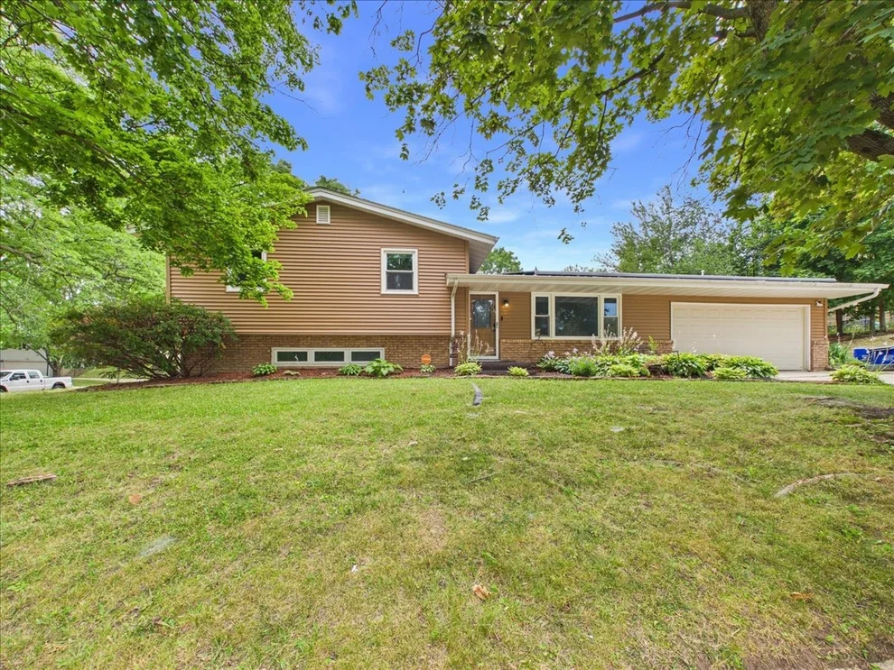 Unit for sale at 4315 Dempster Avenue, Rockford, IL 61108
