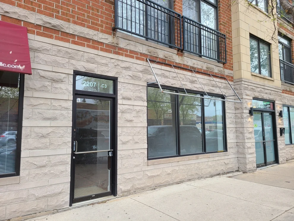 Unit for sale at 2207 N Western Avenue, Chicago, IL 60647