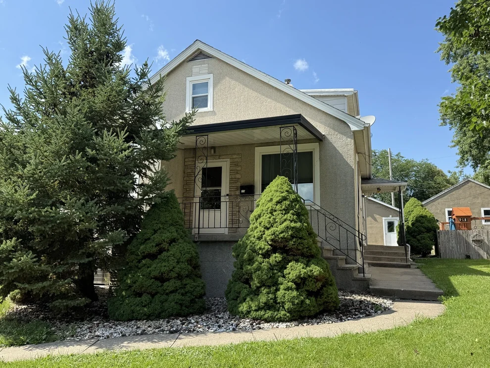 Unit for sale at 304 E Minnesota Street, Spring Valley, IL 61362