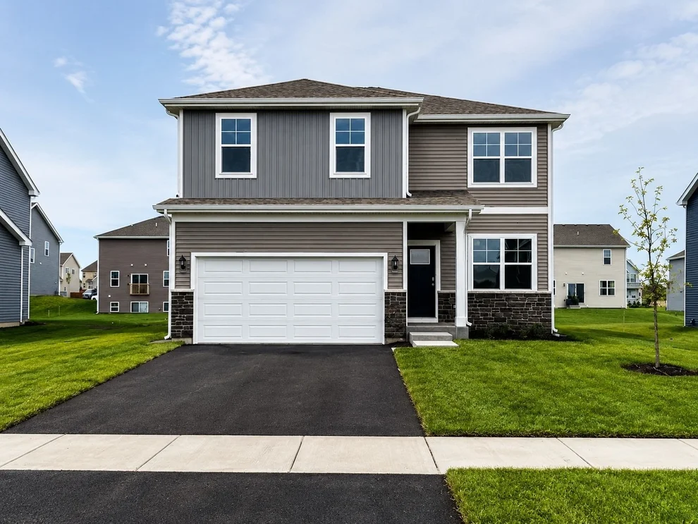 Unit for sale at 992 Sapphire Lane, Montgomery, IL 60538