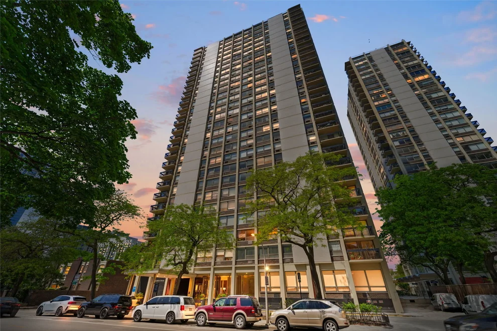 Unit for sale at 1355 N Sandburg Terrace, Chicago, IL 60610