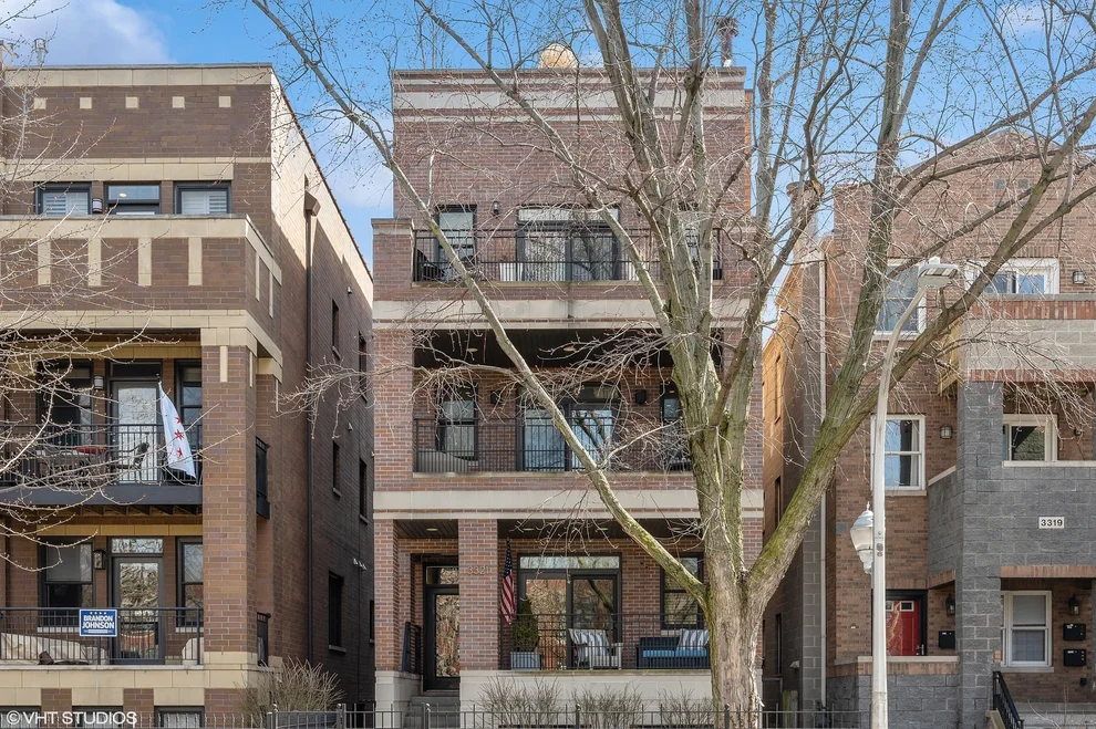 Unit for sale at 3321 N Seminary Avenue, Chicago, IL 60657