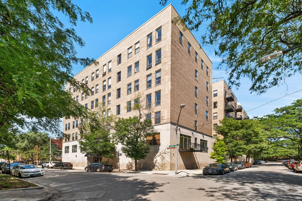 Unit for sale at 811 S Lytle Street, Chicago, IL 60607