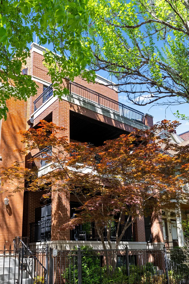 Unit for sale at 3252 N Seminary Avenue, Chicago, IL 60657