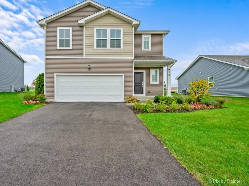 Unit for sale at 914 Waterstone Way, Malta, IL 60150