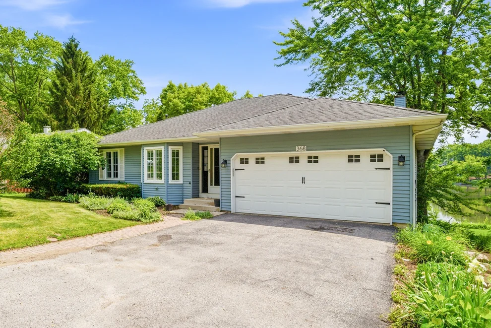 Unit for sale at 368 Hiawatha Drive, Lake In The Hills, IL 60156