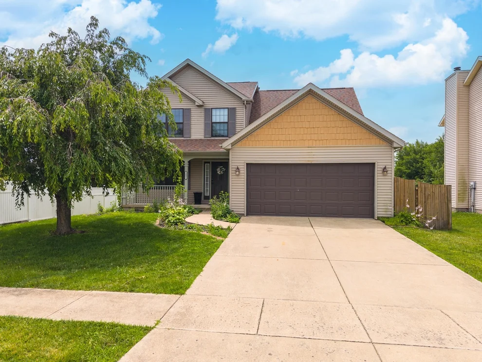 Unit for sale at 3401 Crossgate Drive, Bloomington, IL 61704