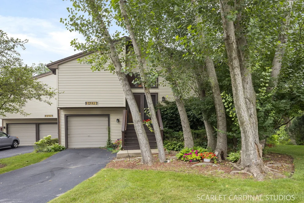 Unit for sale at 3S279 Briarwood Drive, Warrenville, IL 60555