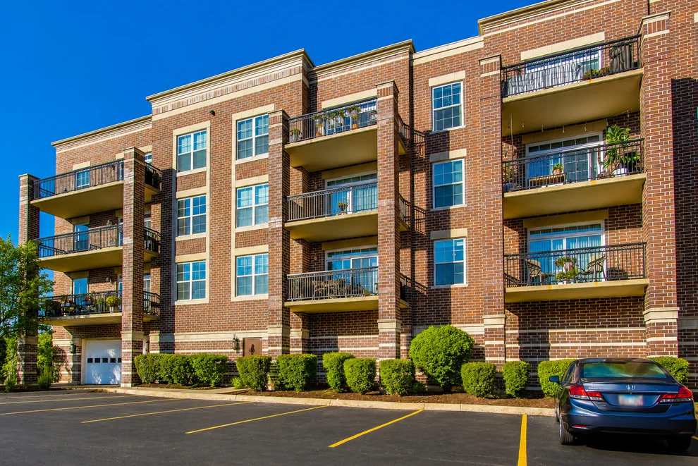 Unit for sale at 50 S Greeley Street, Palatine, IL 60067