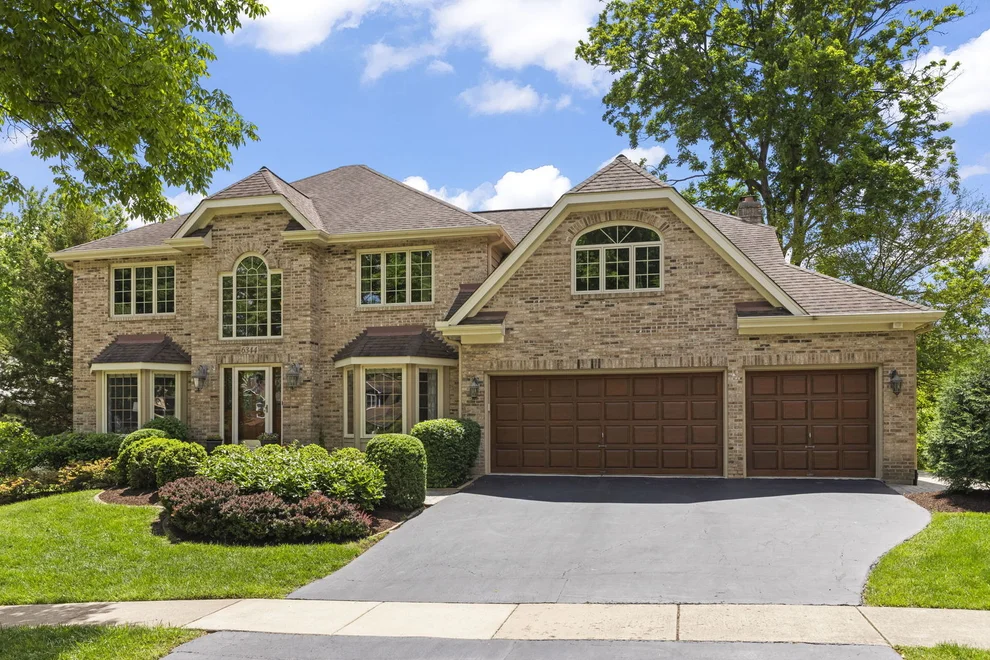 Unit for sale at 6344 Greene Road, Woodridge, IL 60517