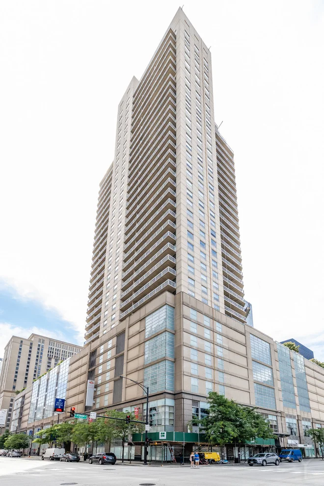 Unit for sale at 545 N Dearborn Street, Chicago, IL 60654