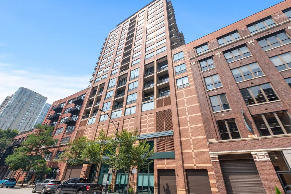 Unit for sale at 400 W Ontario Street, Chicago, IL 60654