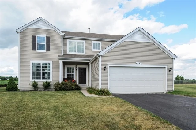 Unit for sale at 4642 Plymouth Avenue, Yorkville, IL 60560