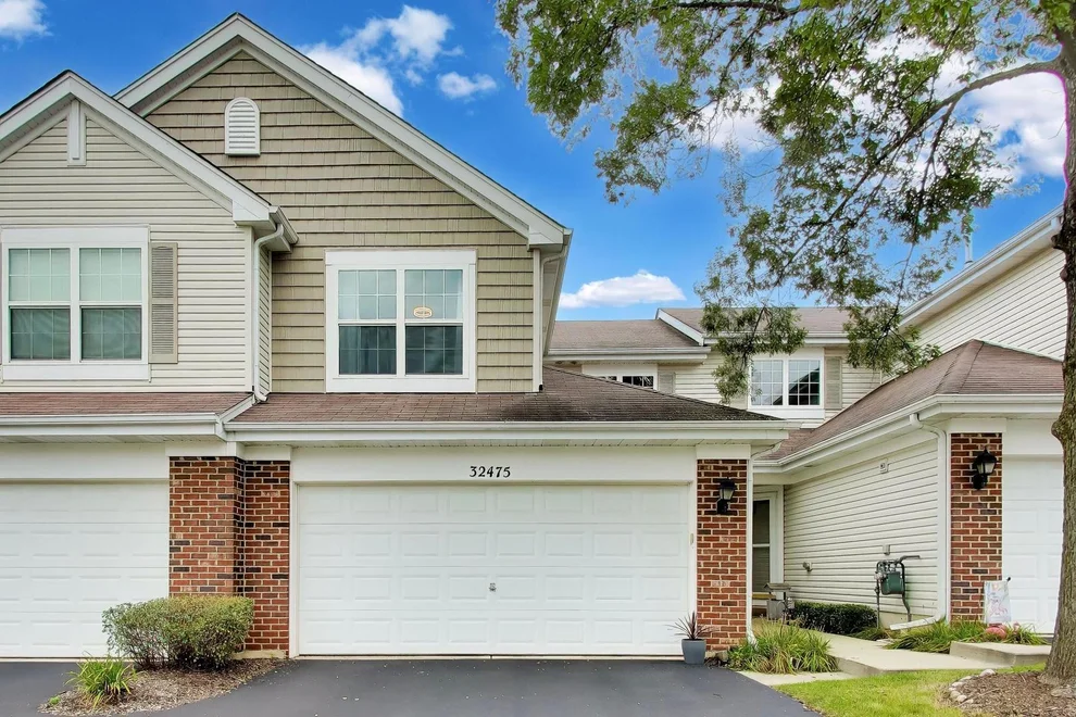 Unit for sale at 32475 N Allegheny Way, Lakemoor, IL 60051
