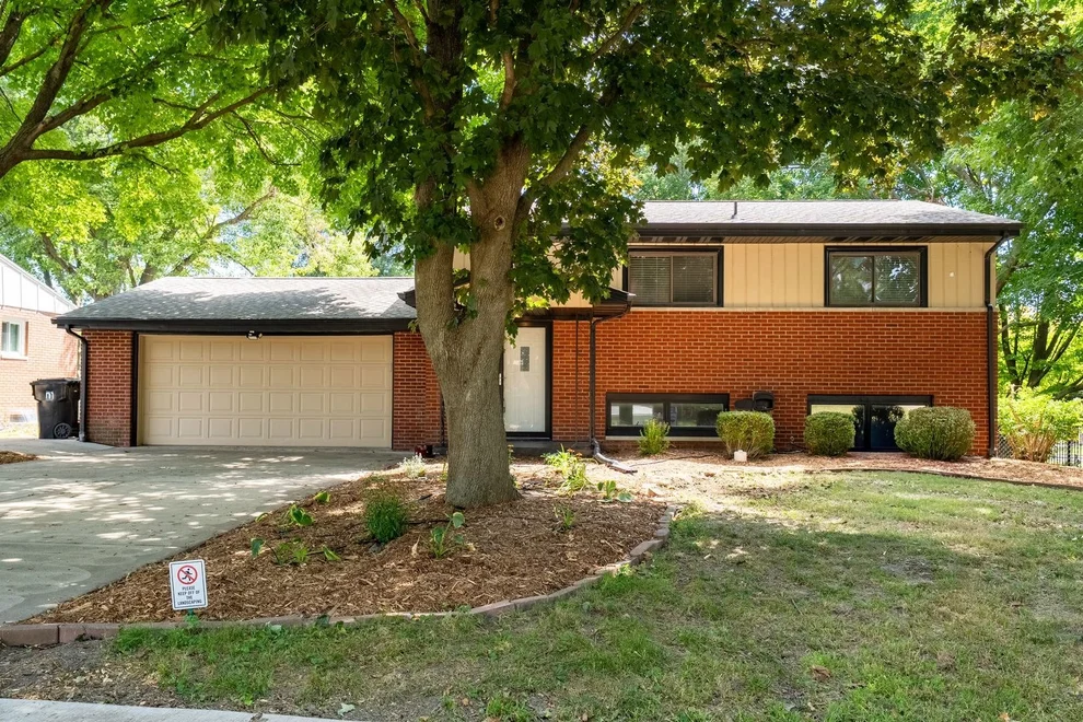 Unit for sale at 15 Kingswood Drive, Normal, IL 61761